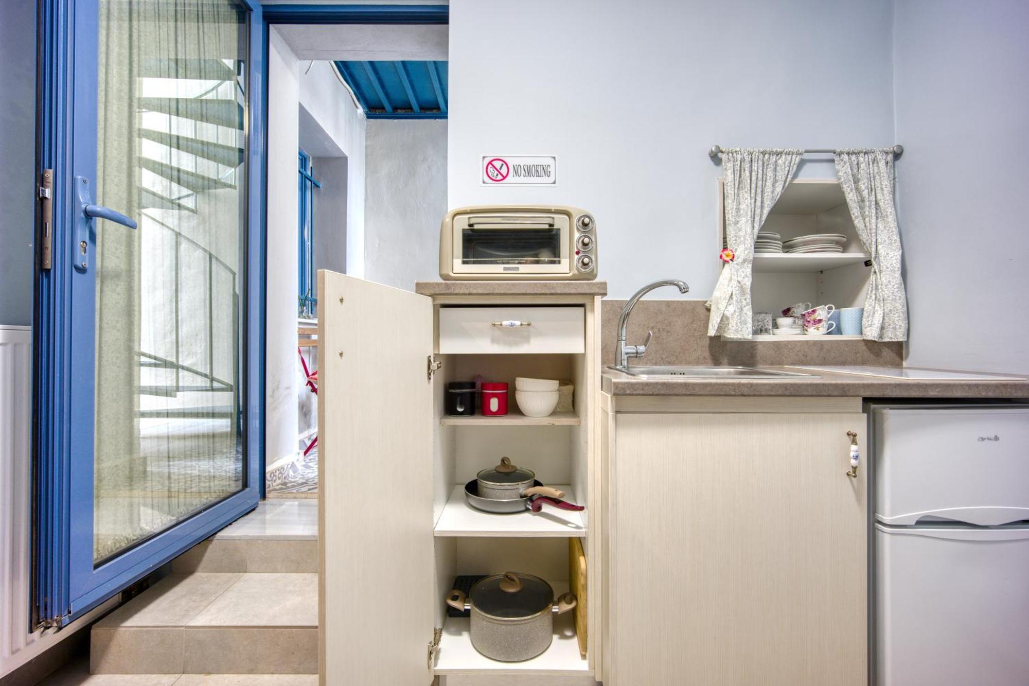 Bentzi...Boutique Apartment In Pangrati, Superior Suite เอเธนส์ ภายนอก รูปภาพ