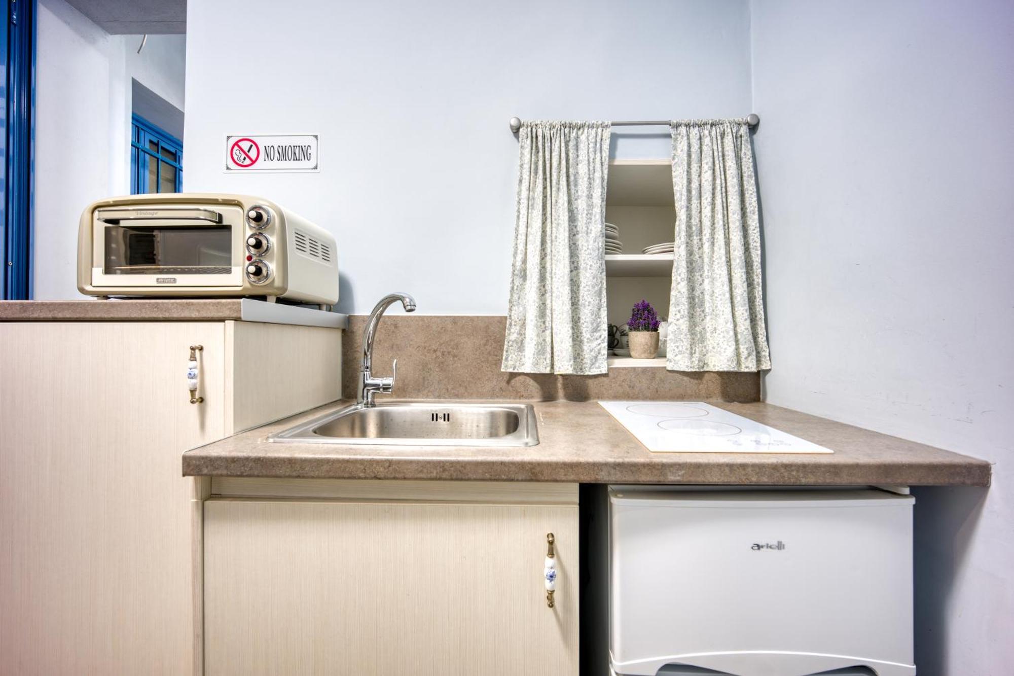 Bentzi...Boutique Apartment In Pangrati, Superior Suite เอเธนส์ ภายนอก รูปภาพ